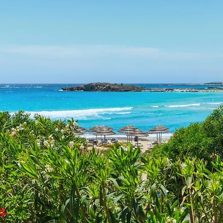 Nissini Shell, 3 Bedroom With Private Pool At Nissi Willa *